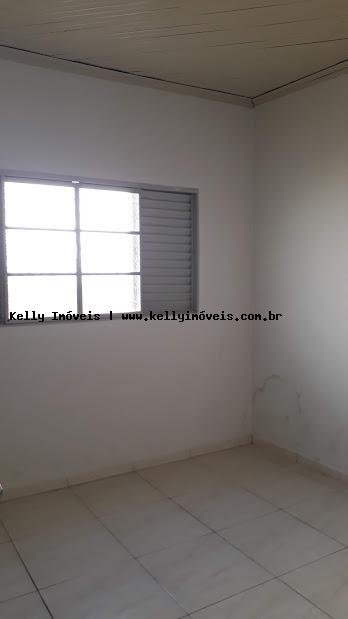 Casa à venda com 3 quartos, 200m² - Foto 7