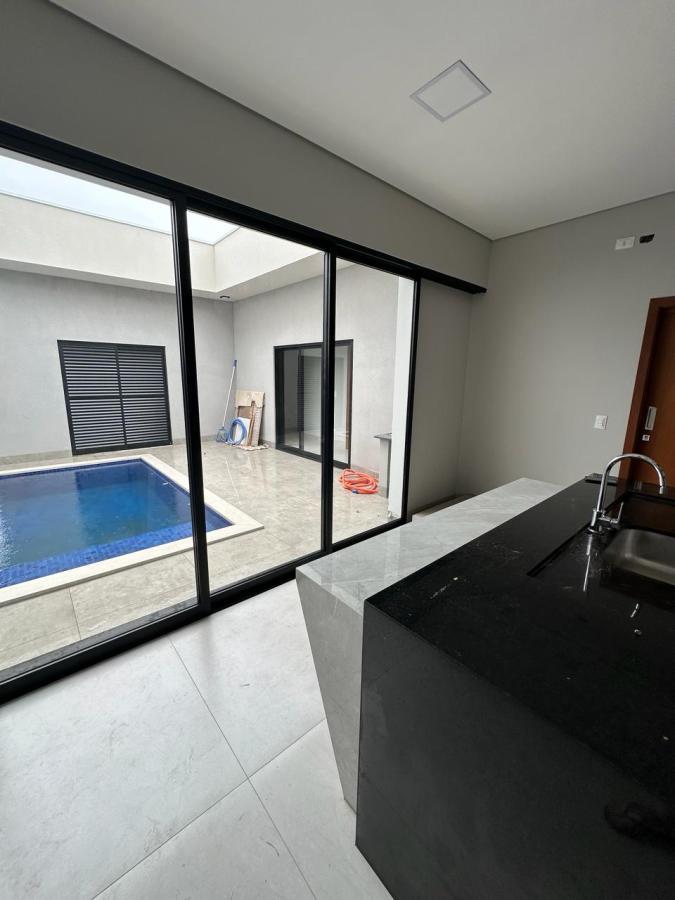 Casa de Condomínio à venda com 3 quartos, 300m² - Foto 6