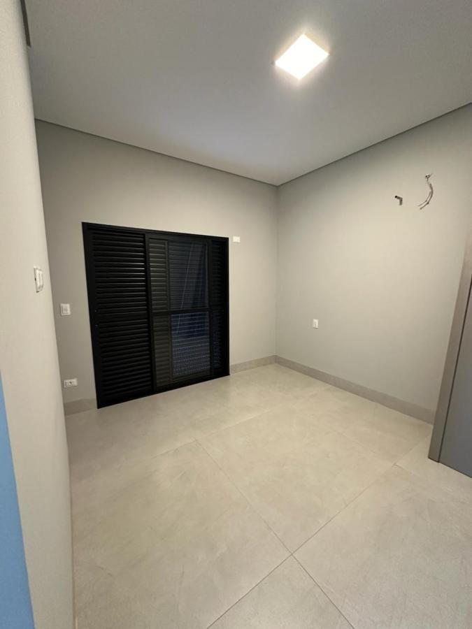 Casa de Condomínio à venda com 3 quartos, 300m² - Foto 15