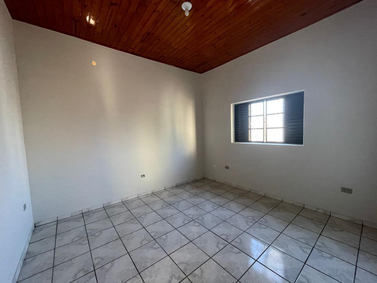 Casa para alugar com 2 quartos, 63m² - Foto 3