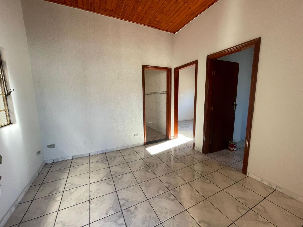 Casa para alugar com 2 quartos, 63m² - Foto 2