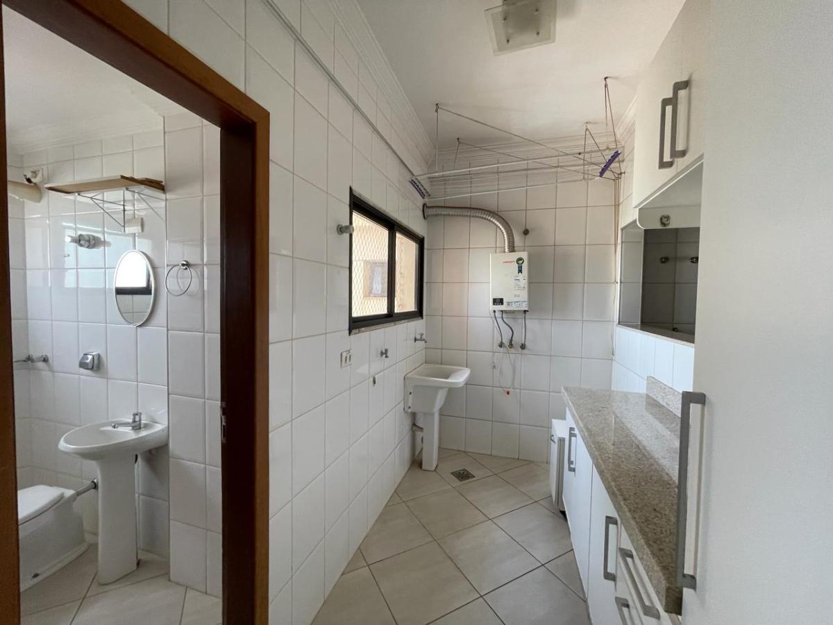 Apartamento à venda com 3 quartos, 155m² - Foto 34