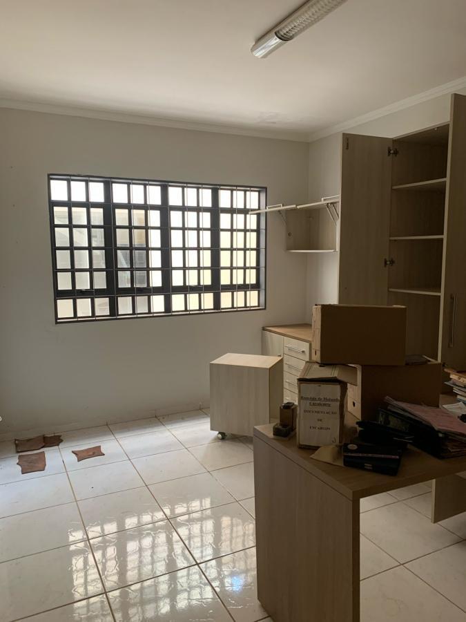 Casa à venda com 4 quartos, 400m² - Foto 5