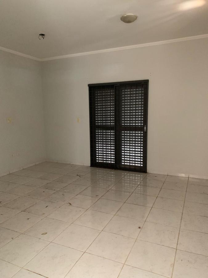 Casa à venda com 4 quartos, 400m² - Foto 32