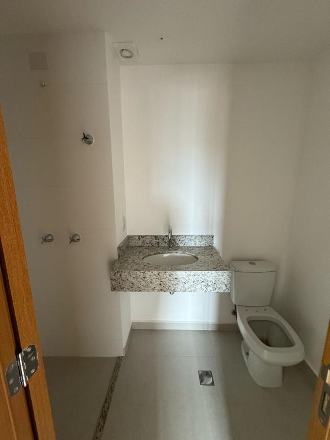 Apartamento à venda com 2 quartos, 63m² - Foto 4