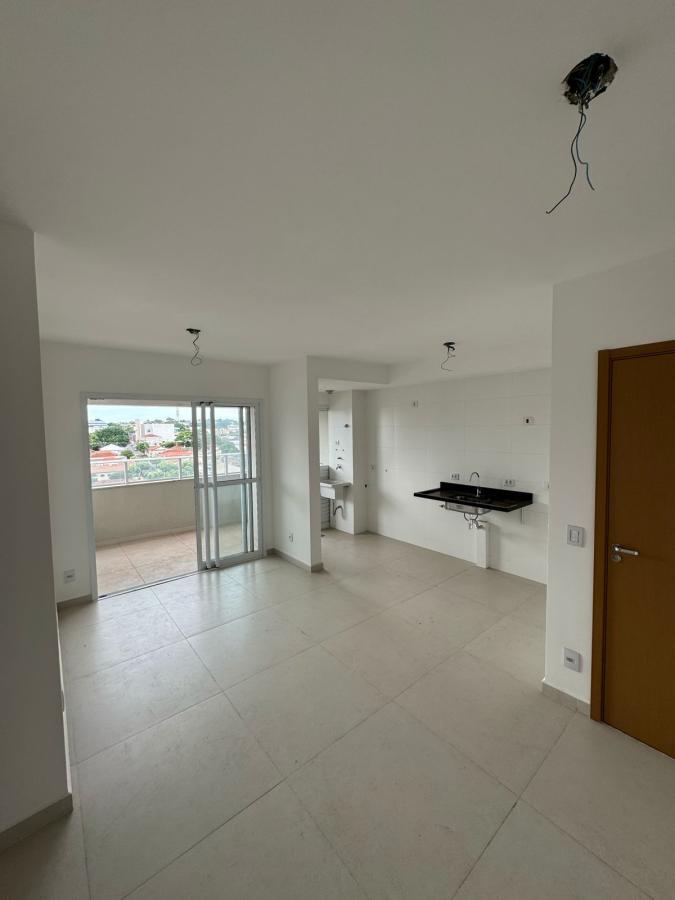 Apartamento à venda com 2 quartos, 63m² - Foto 7