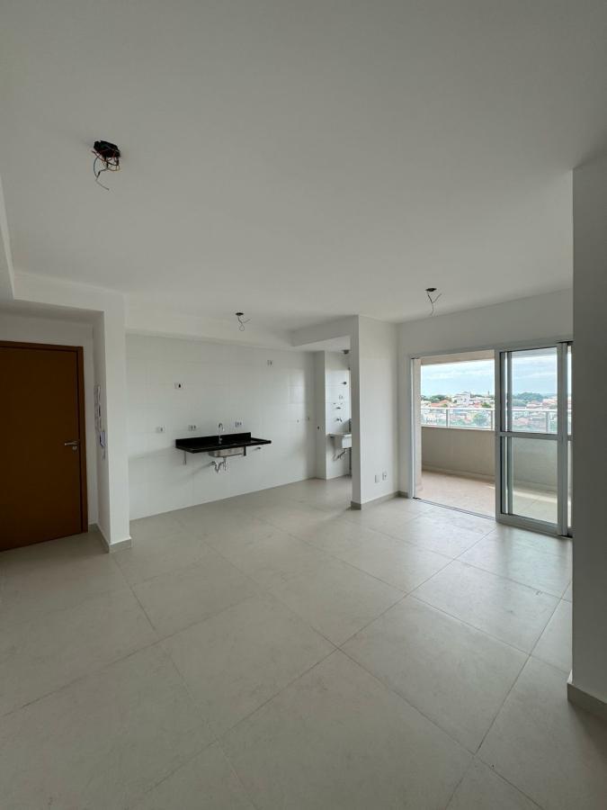 Apartamento à venda com 3 quartos, 78m² - Foto 1