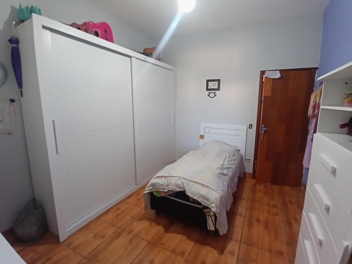 Casa à venda com 2 quartos, 160m² - Foto 3