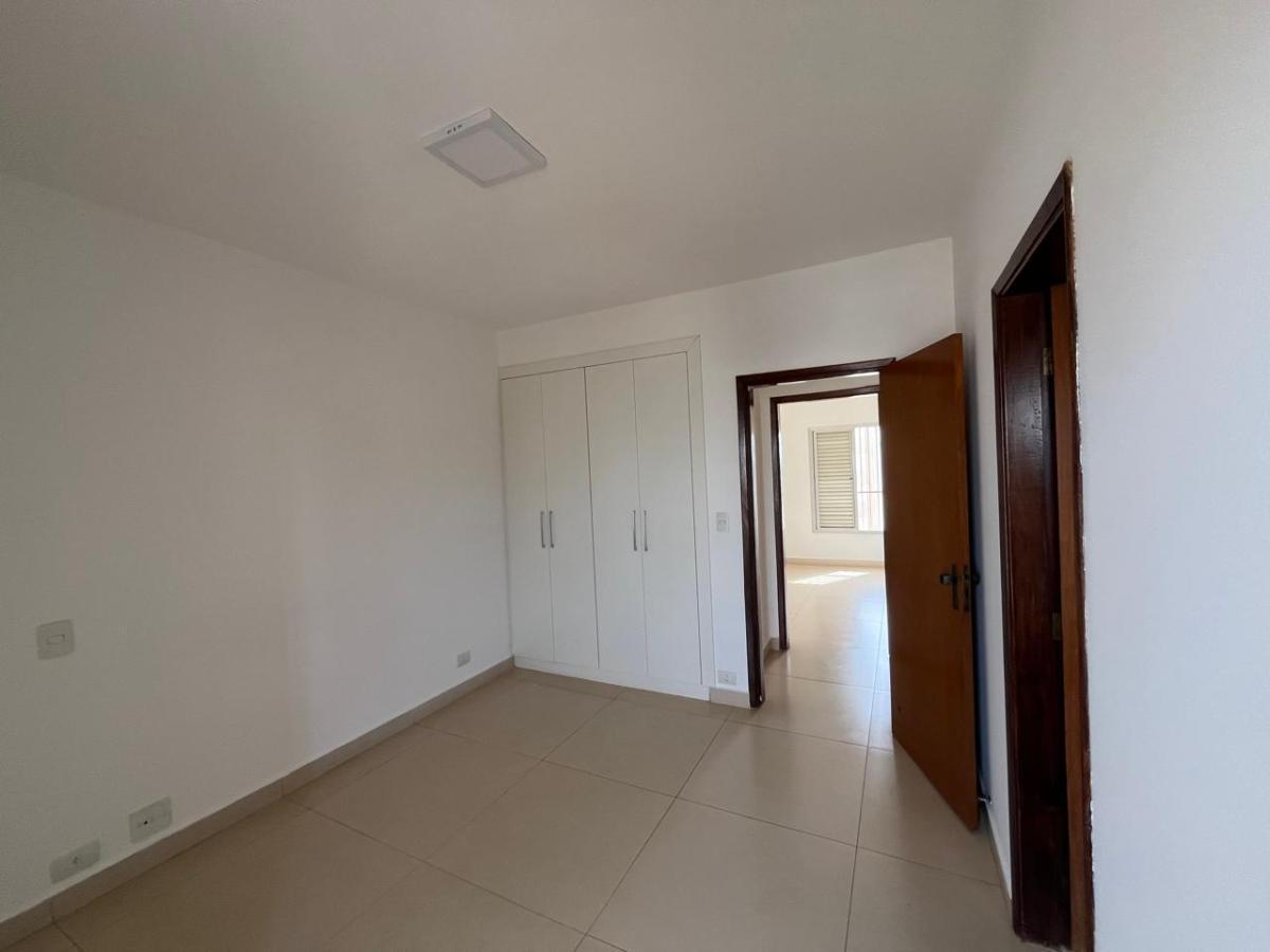 Apartamento à venda com 3 quartos - Foto 21