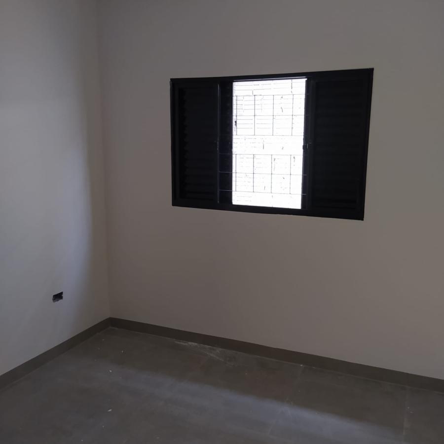 Casa à venda com 2 quartos, 160m² - Foto 2