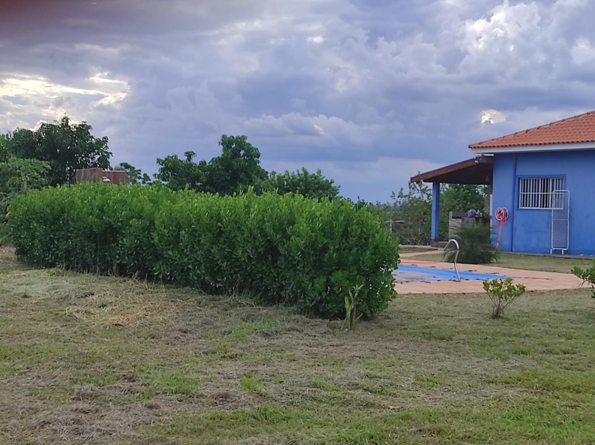 Chácara à venda com 2 quartos, 150m² - Foto 1