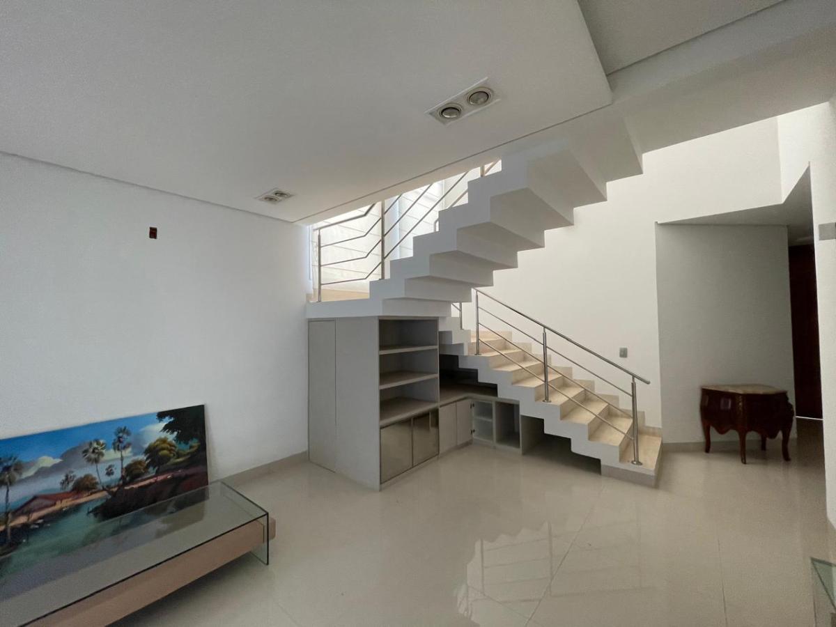 Casa de Condomínio à venda com 4 quartos, 262m² - Foto 15