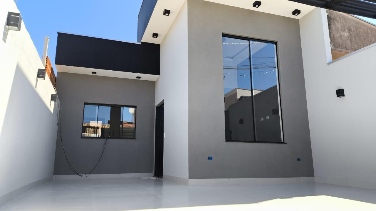 Casa à venda com 2 quartos, 126m² - Foto 2