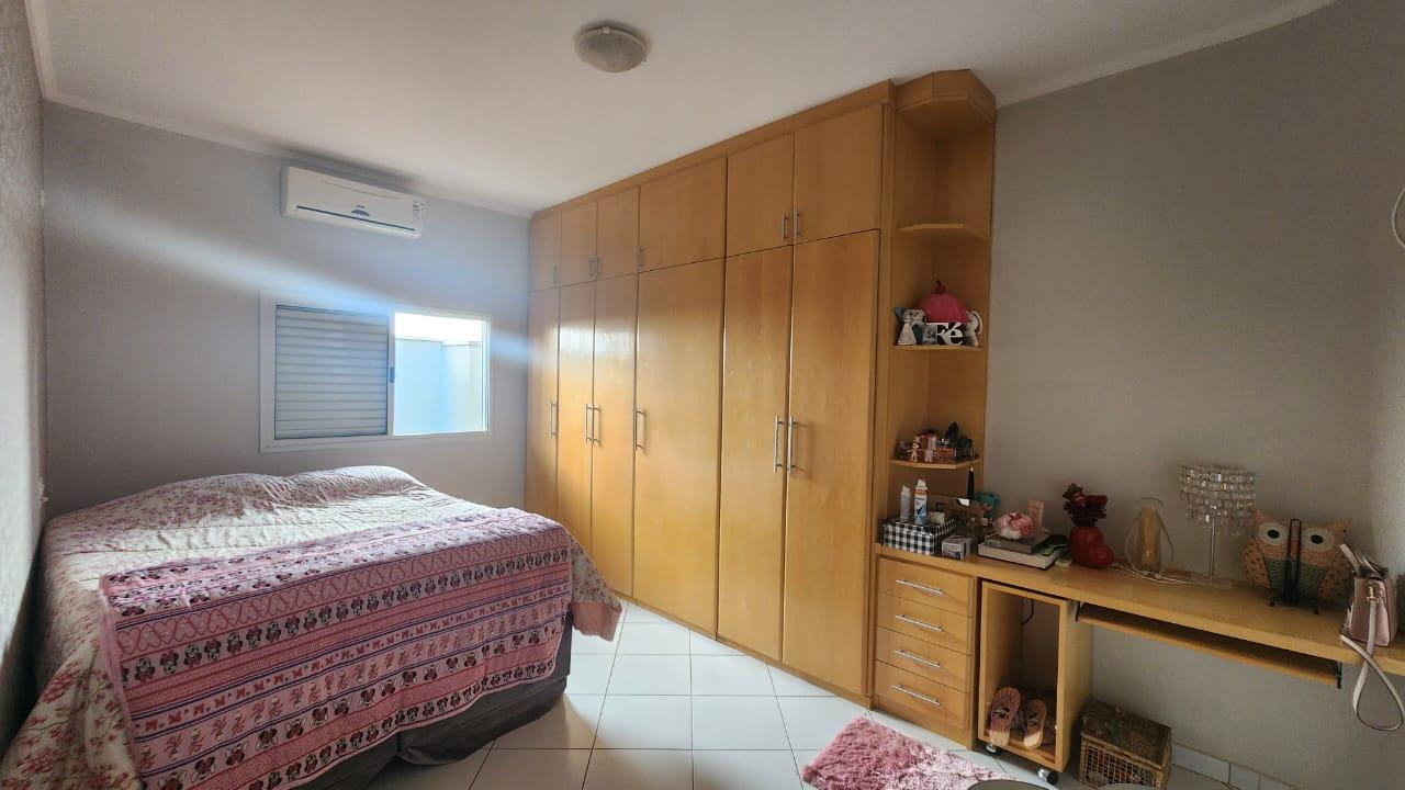 Casa de Condomínio à venda com 3 quartos, 382m² - Foto 11