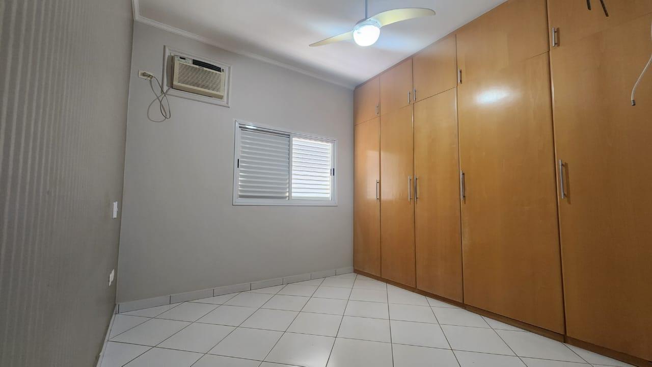 Casa de Condomínio à venda com 3 quartos, 382m² - Foto 12