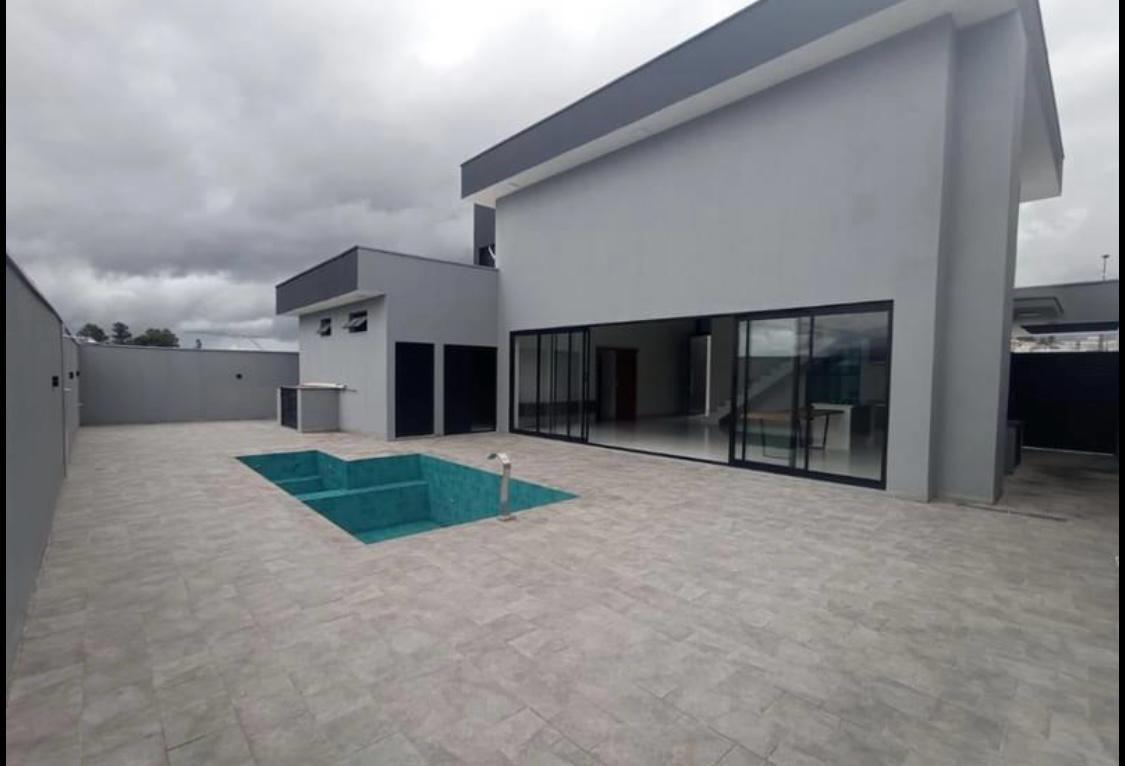 Casa de Condomínio à venda com 3 quartos, 450m² - Foto 4