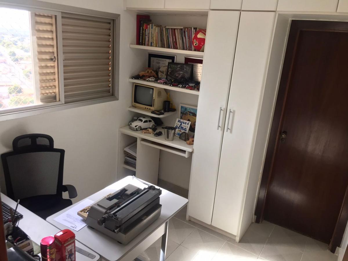 Apartamento à venda com 3 quartos, 270m² - Foto 13