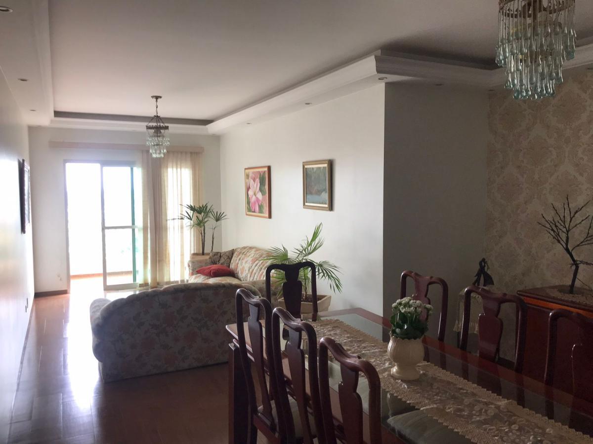 Apartamento à venda com 3 quartos, 270m² - Foto 18