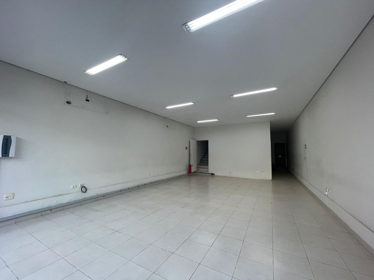 Prédio Inteiro para alugar, 150m² - Foto 2