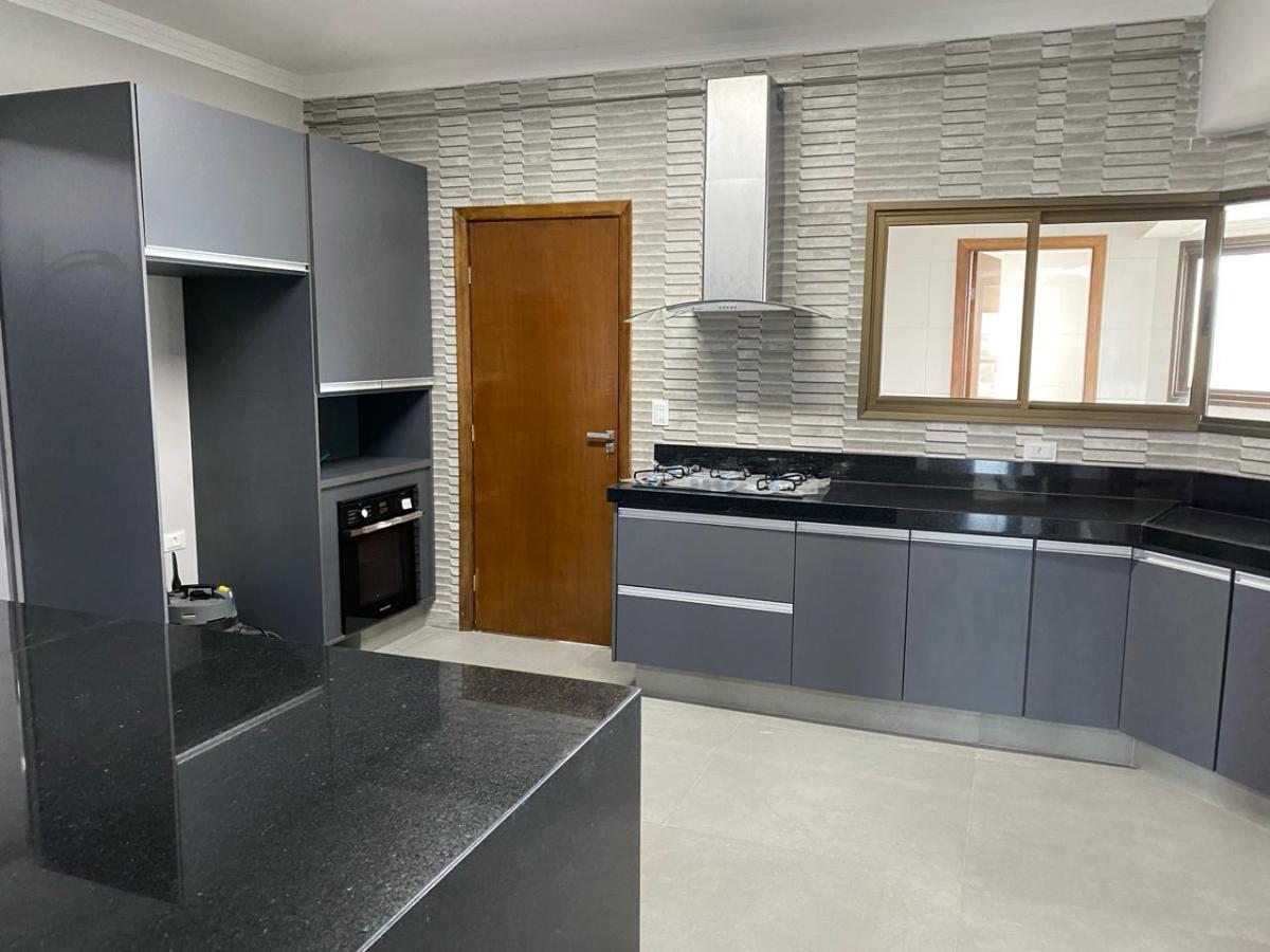 Apartamento à venda com 3 quartos, 300m² - Foto 10