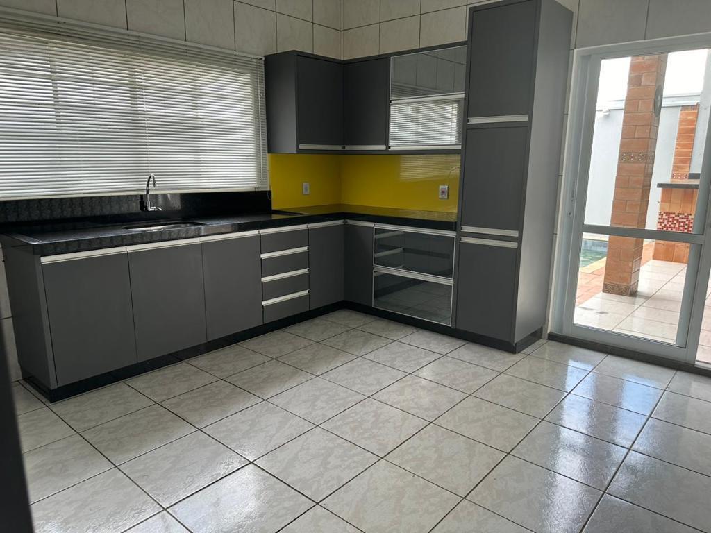 Casa à venda com 2 quartos, 144m² - Foto 18