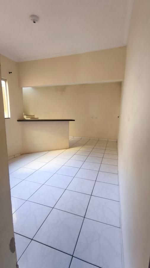 Casa à venda com 5 quartos, 135m² - Foto 7