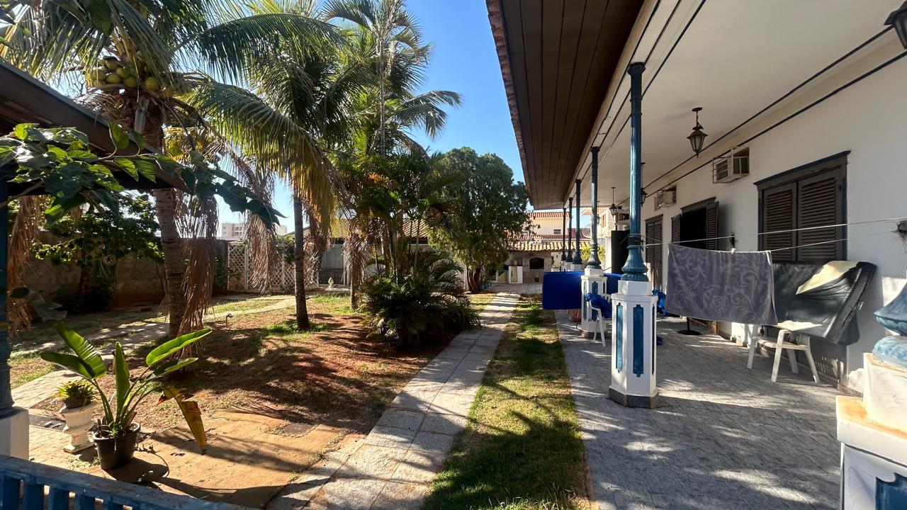 Casa à venda com 4 quartos, 500m² - Foto 5