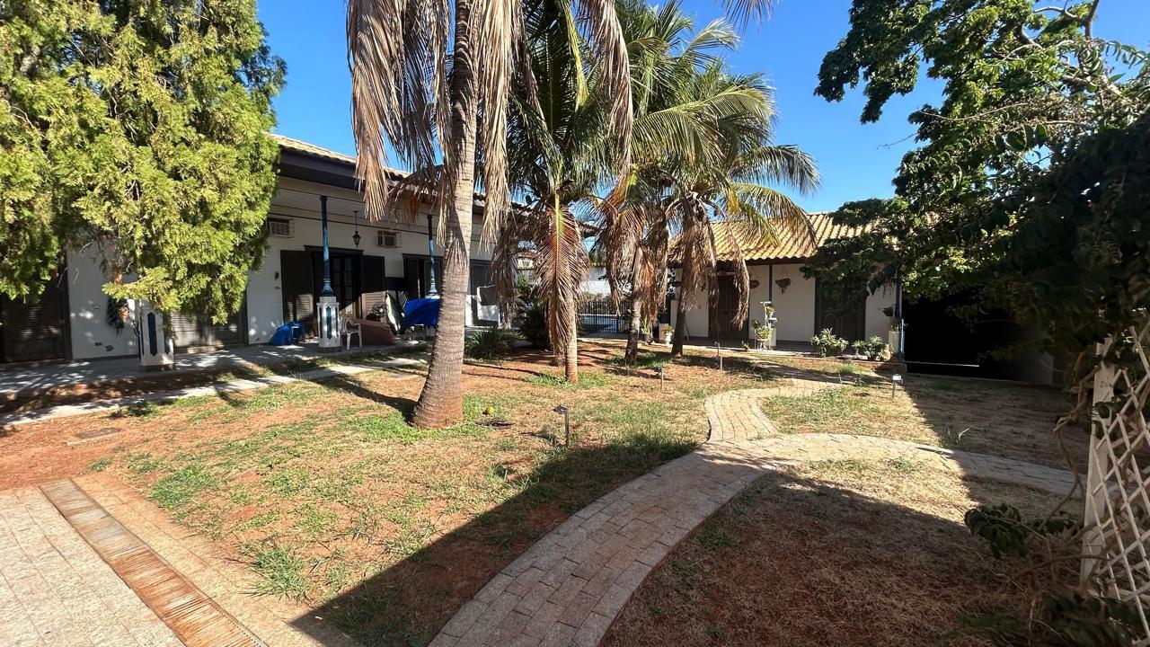 Casa à venda com 4 quartos, 500m² - Foto 13