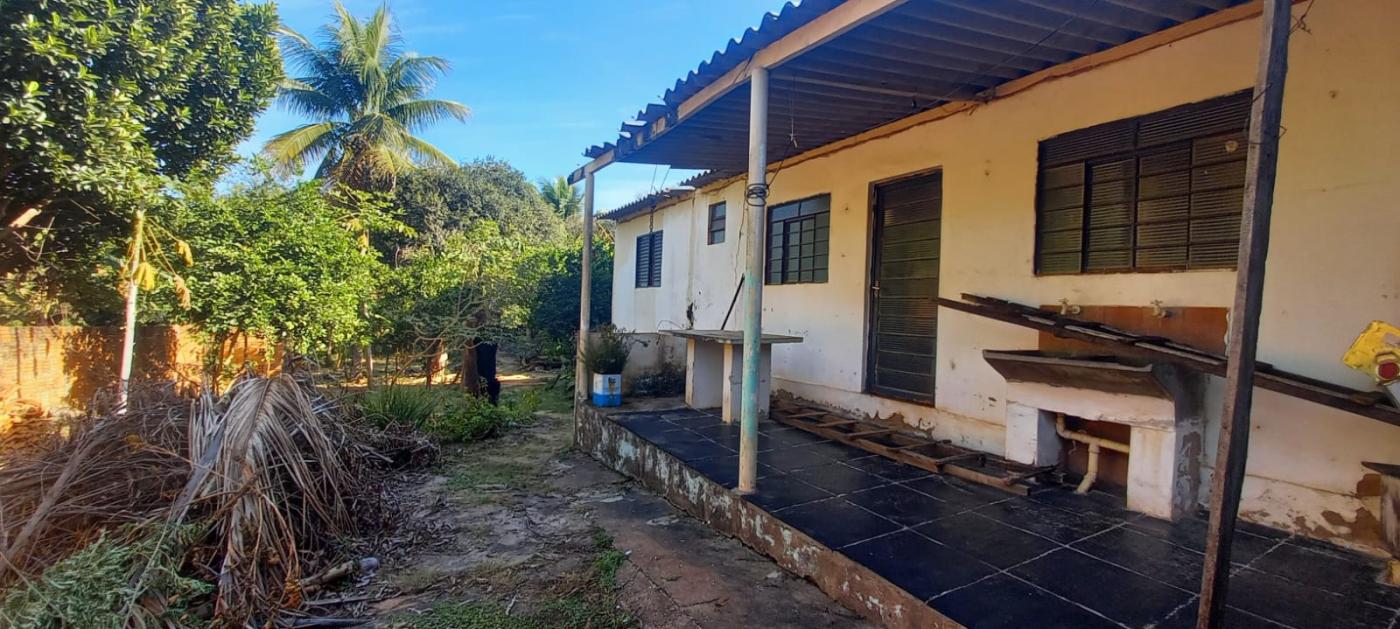 Casa à venda com 3 quartos, 840m² - Foto 4