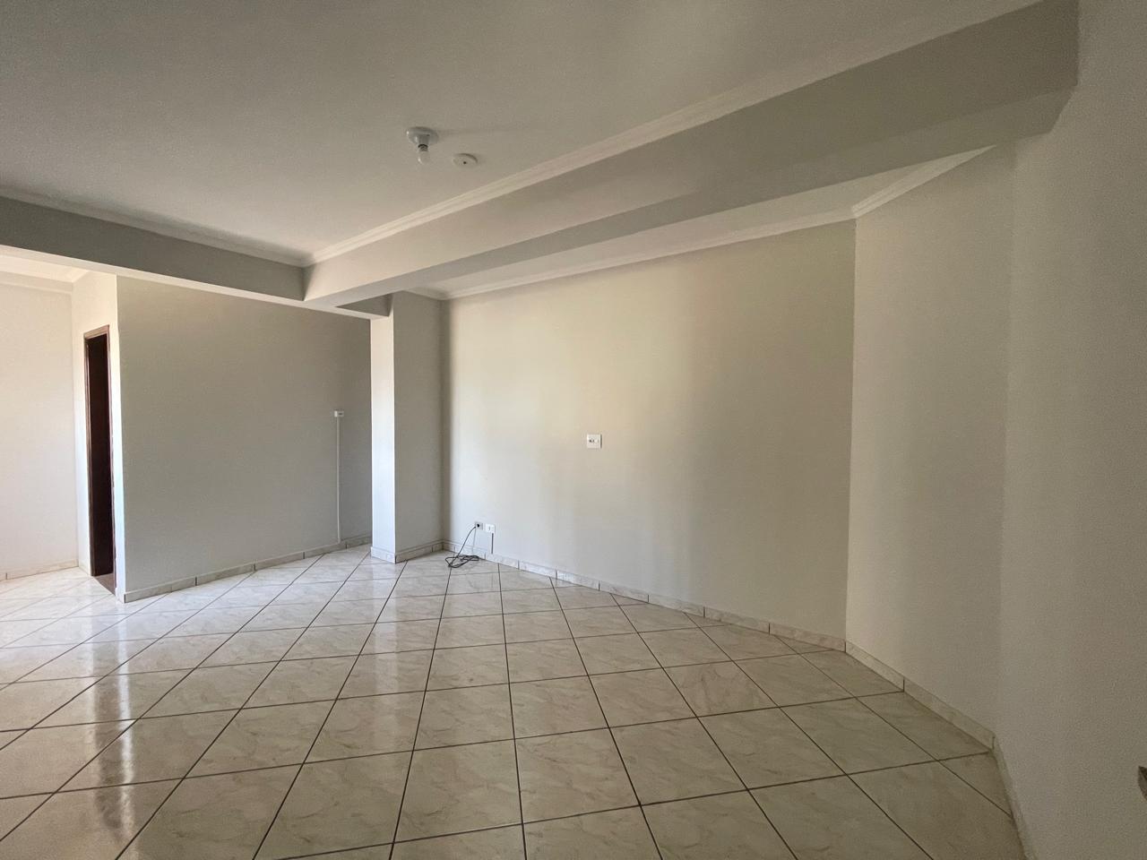 Apartamento à venda com 3 quartos, 135m² - Foto 4