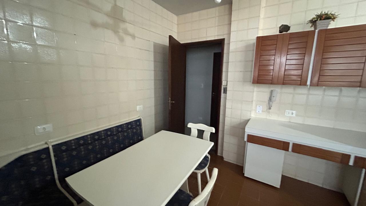 Apartamento para alugar com 3 quartos, 100m² - Foto 3