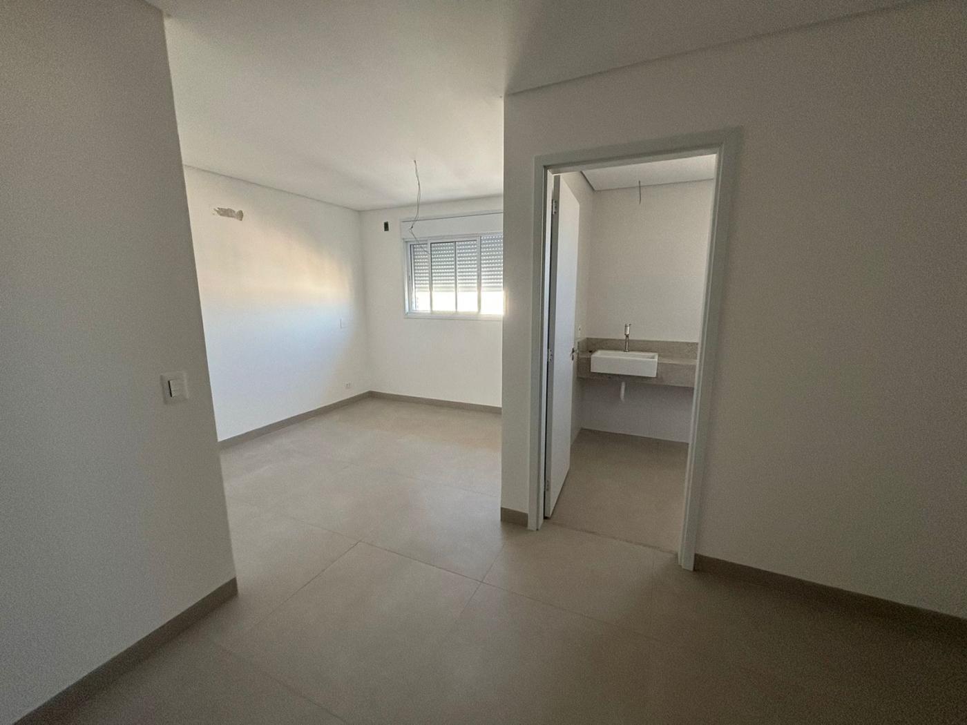 Apartamento à venda com 3 quartos, 152m² - Foto 6