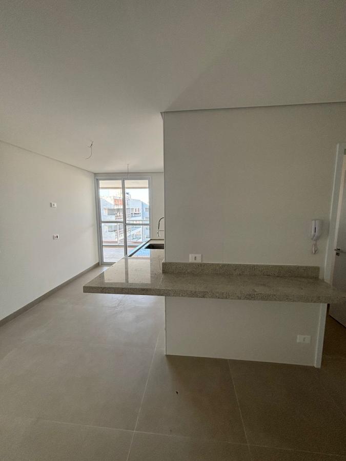 Apartamento à venda com 3 quartos, 152m² - Foto 4