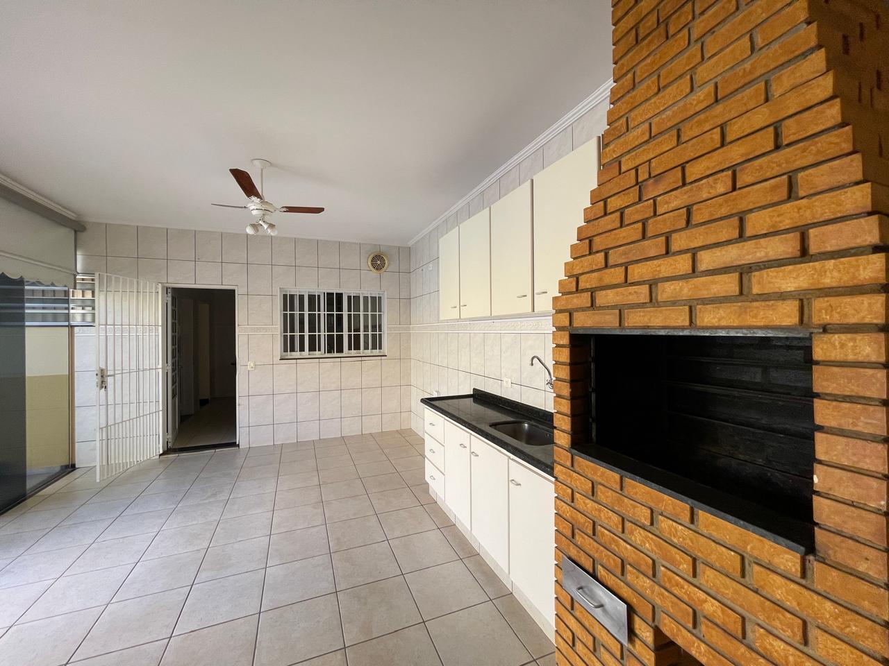 Casa à venda, 304m² - Foto 25