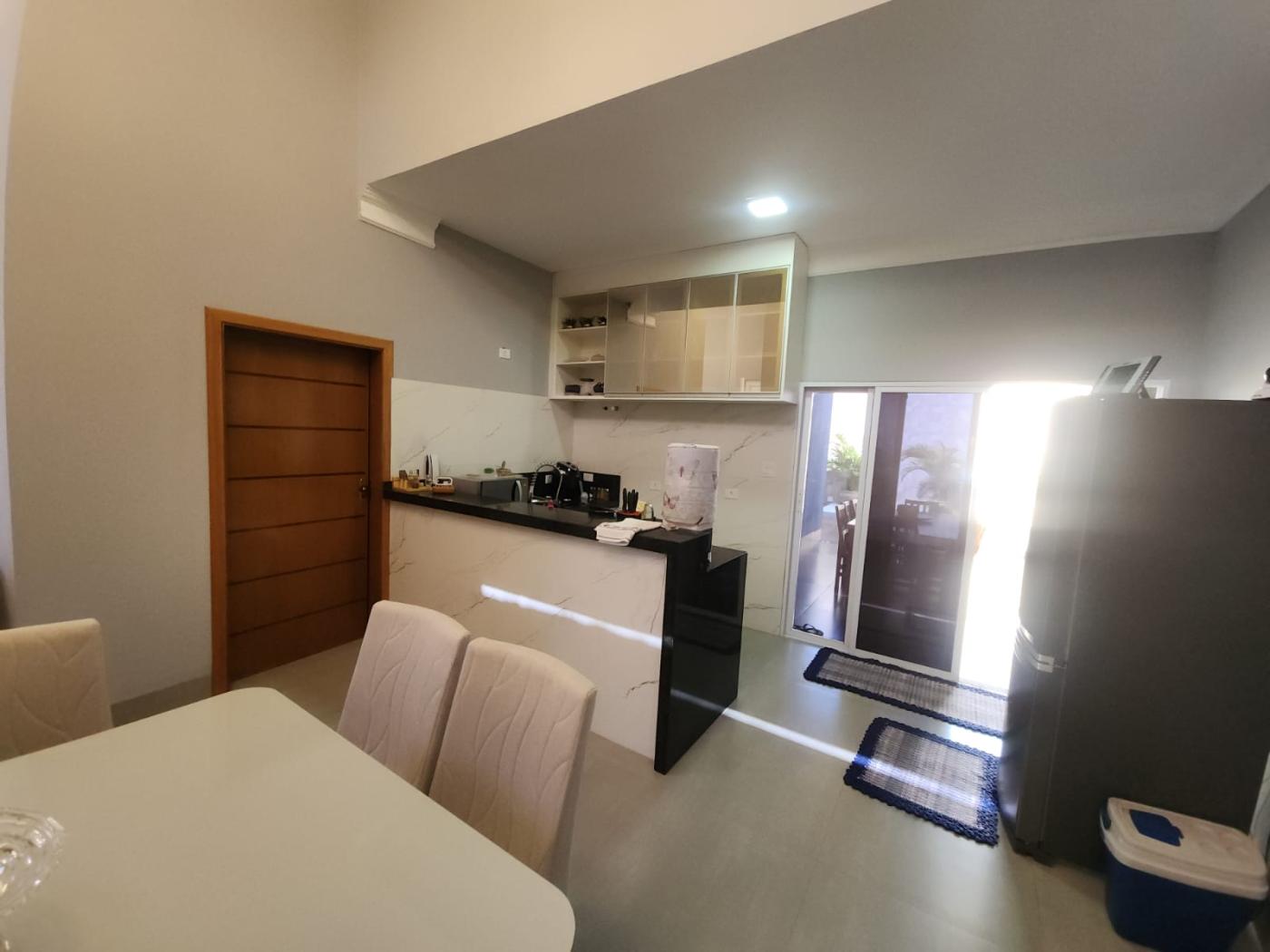 Casa à venda com 3 quartos, 252m² - Foto 5