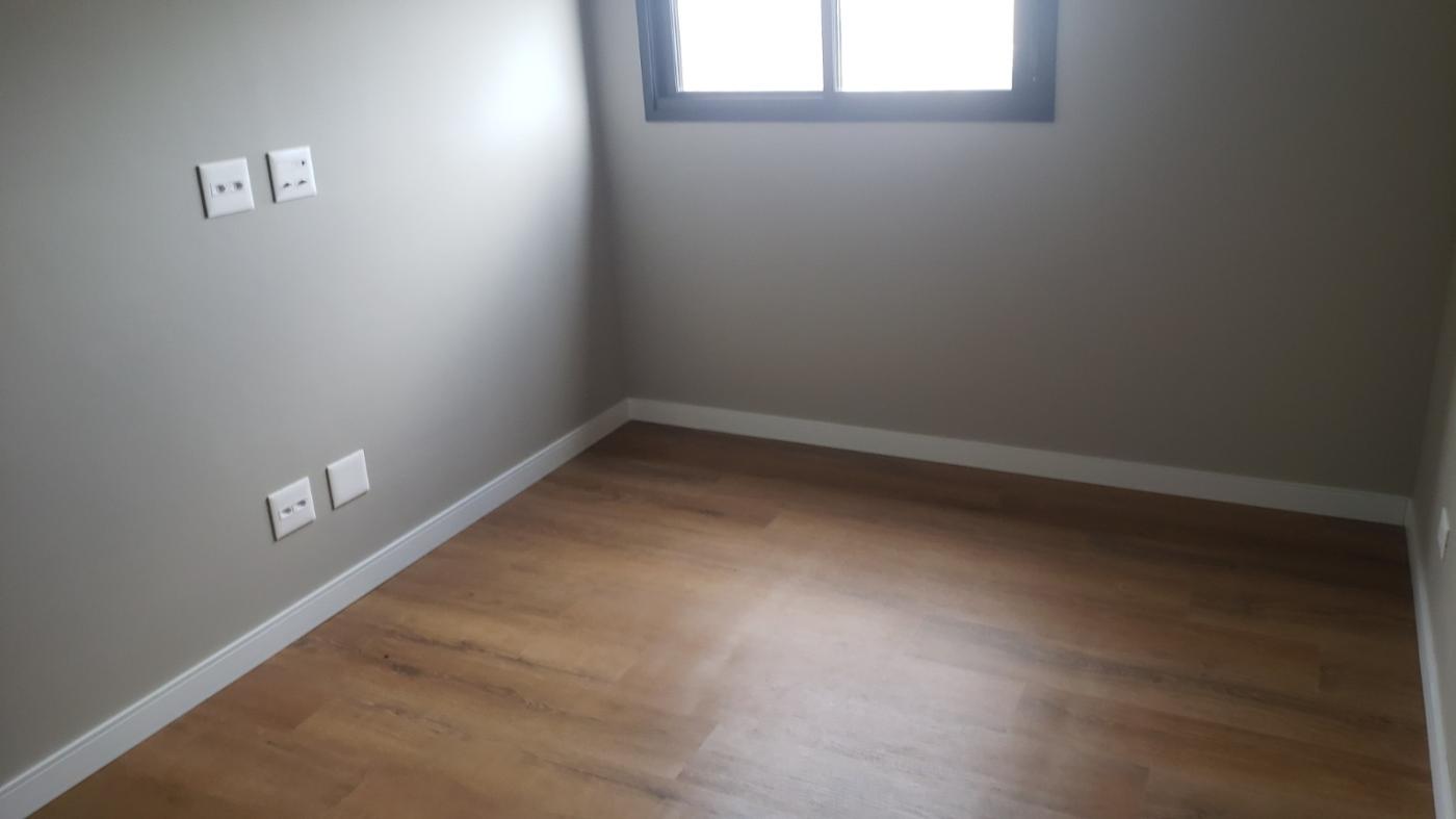 Apartamento à venda com 2 quartos, 72m² - Foto 3