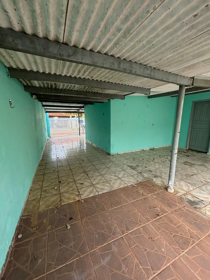 Casa à venda com 1 quarto, 300m² - Foto 3