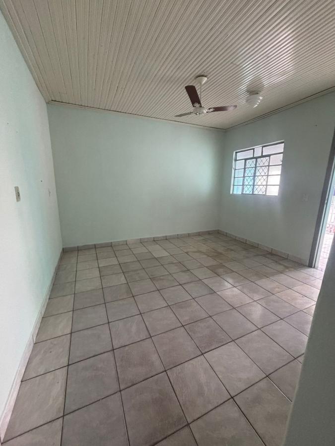 Casa à venda com 1 quarto, 300m² - Foto 9