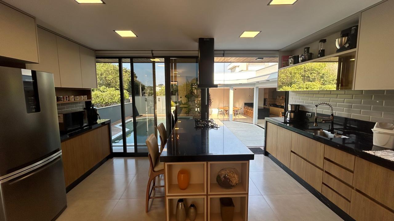 Casa de Condomínio à venda, 280m² - Foto 5