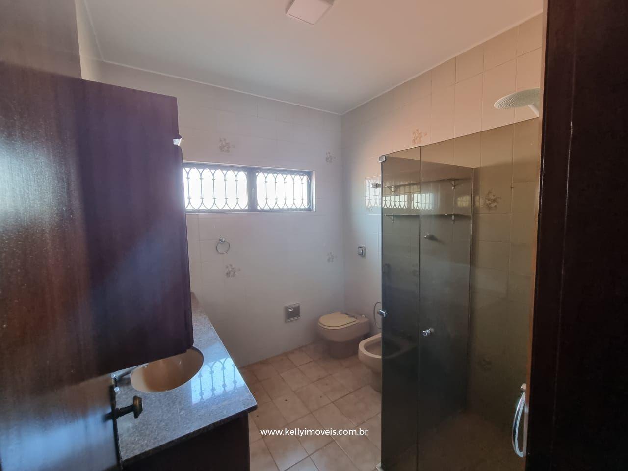 Prédio Inteiro para alugar com 4 quartos, 330m² - Foto 10