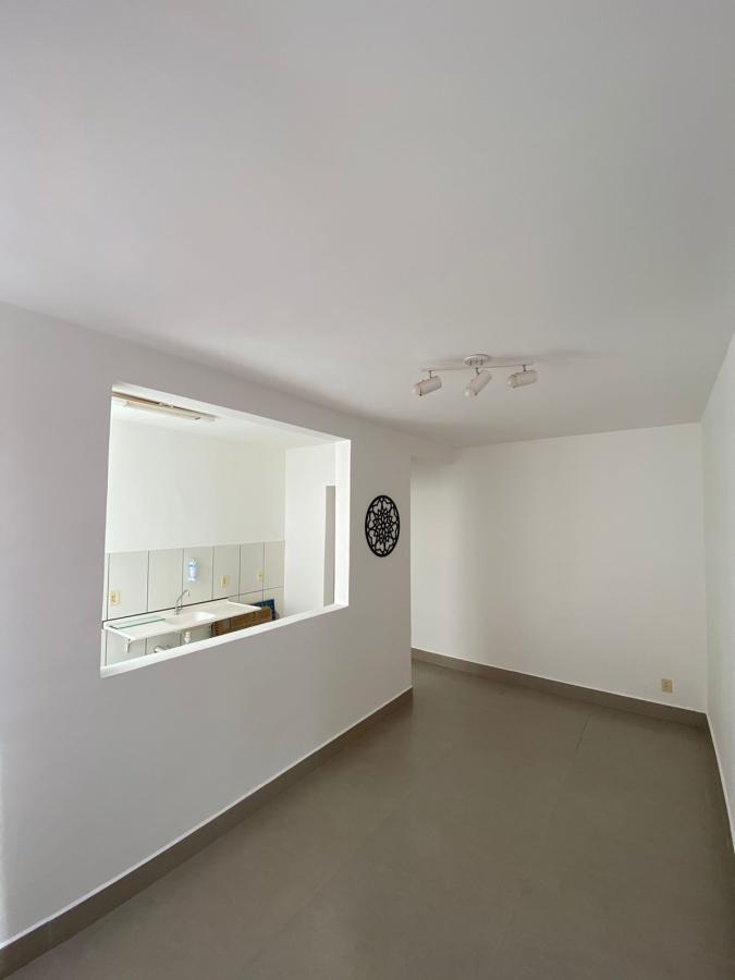 Apartamento à venda com 2 quartos, 52m² - Foto 2