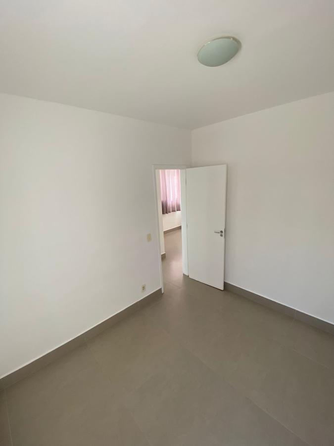 Apartamento à venda com 2 quartos, 52m² - Foto 10