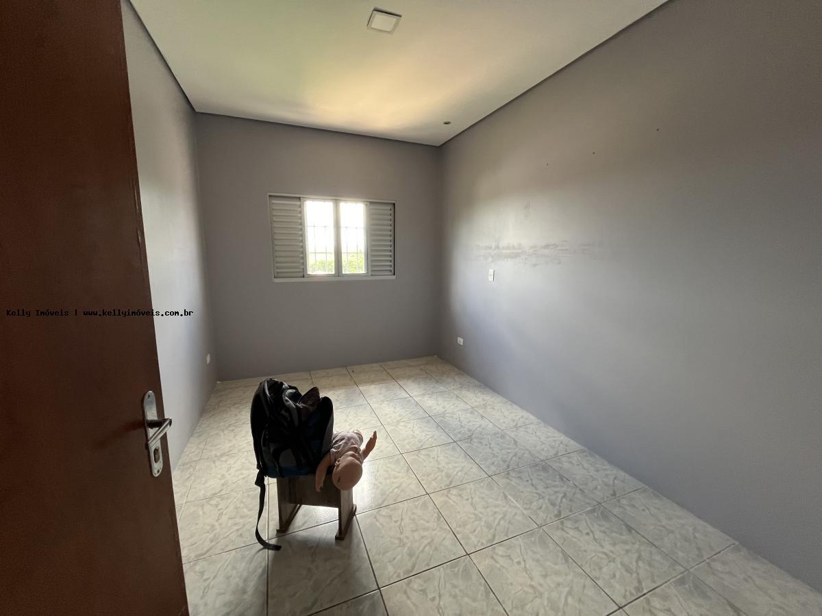 Casa para alugar com 5 quartos, 303m² - Foto 27