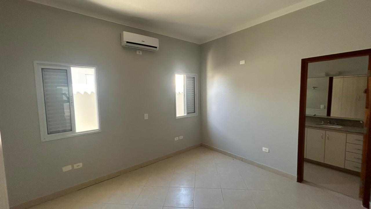 Casa de Condomínio à venda com 4 quartos, 360m² - Foto 14