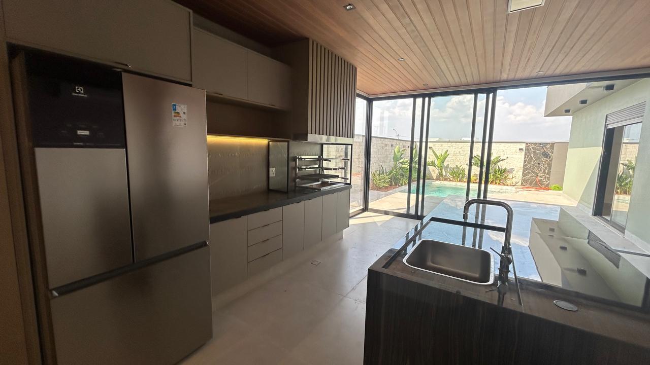 Casa de Condomínio à venda, 242m² - Foto 16