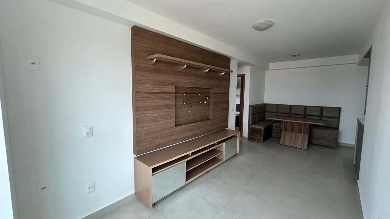 Apartamento à venda com 2 quartos, 61m² - Foto 2