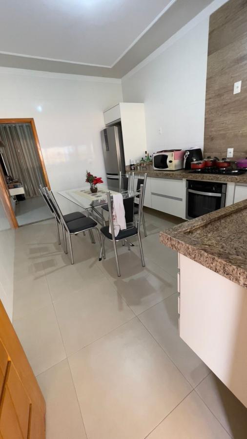 Casa à venda com 2 quartos, 260m² - Foto 7