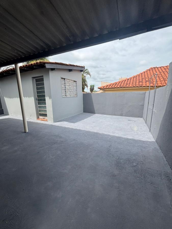 Casa à venda com 3 quartos, 220m² - Foto 4