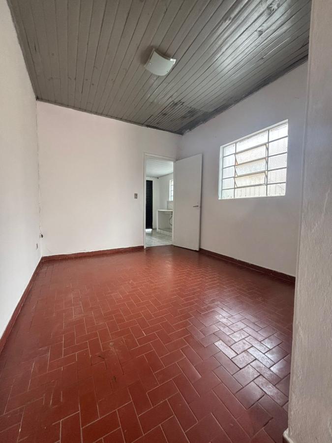 Casa à venda com 3 quartos, 220m² - Foto 7