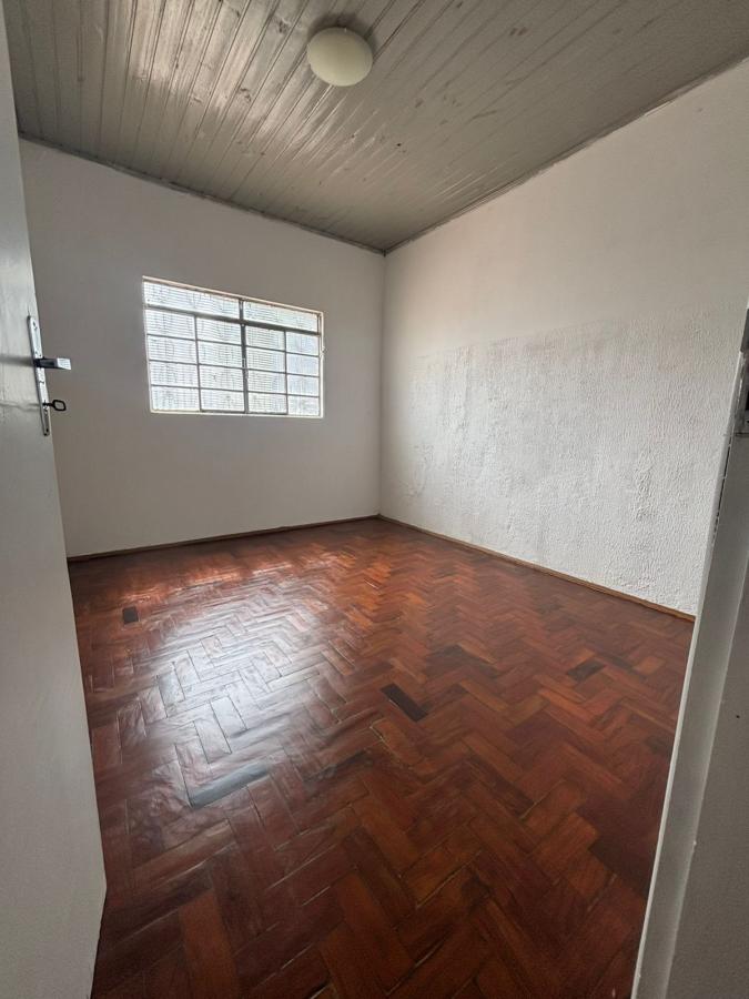 Casa à venda com 3 quartos, 220m² - Foto 9